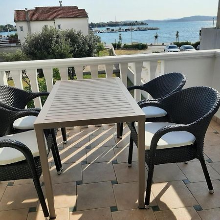 Apartmani Labud Sukošan المظهر الخارجي الصورة