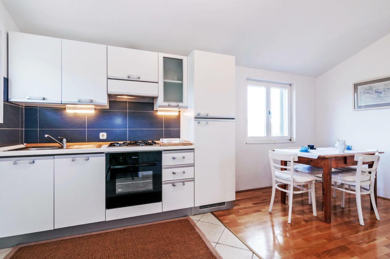 Apartmani Labud Sukošan المظهر الخارجي الصورة