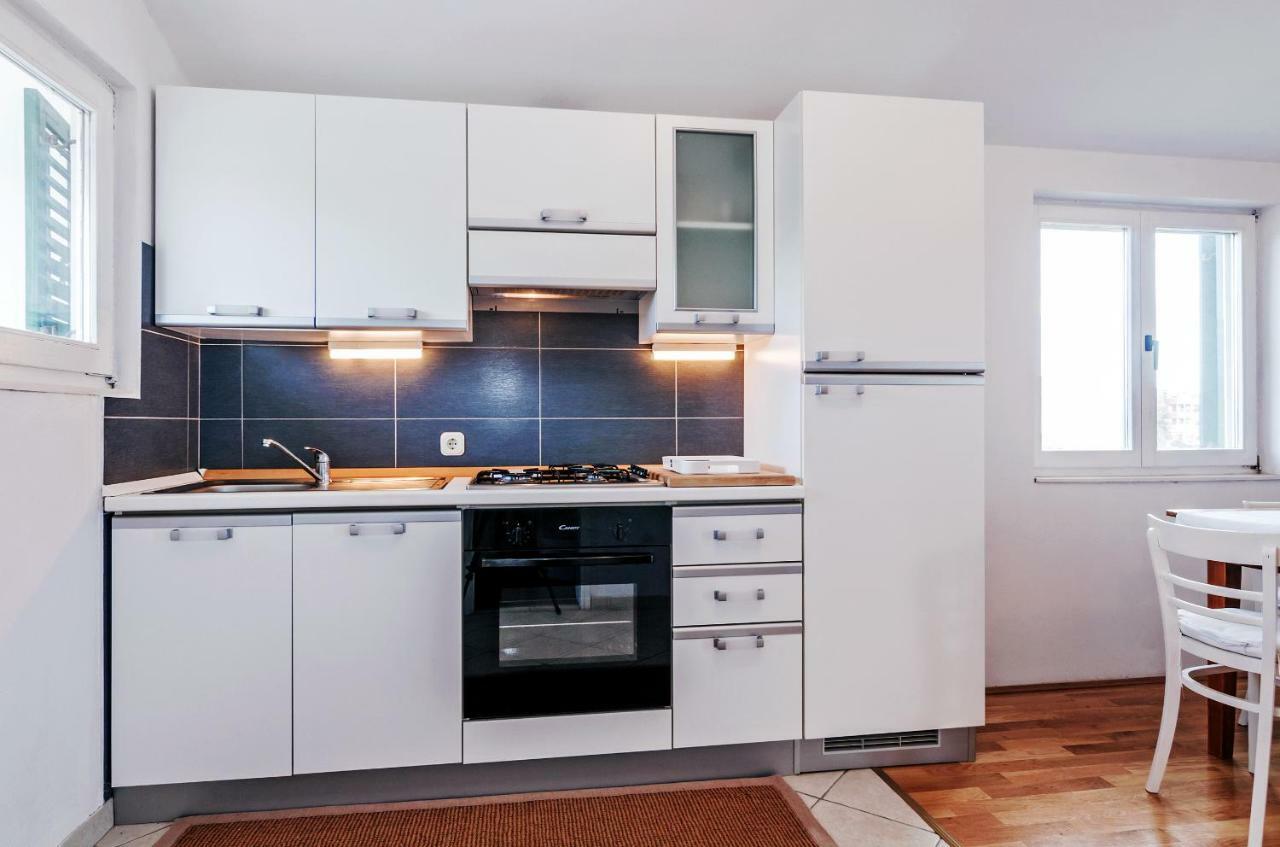 Apartmani Labud Sukošan المظهر الخارجي الصورة