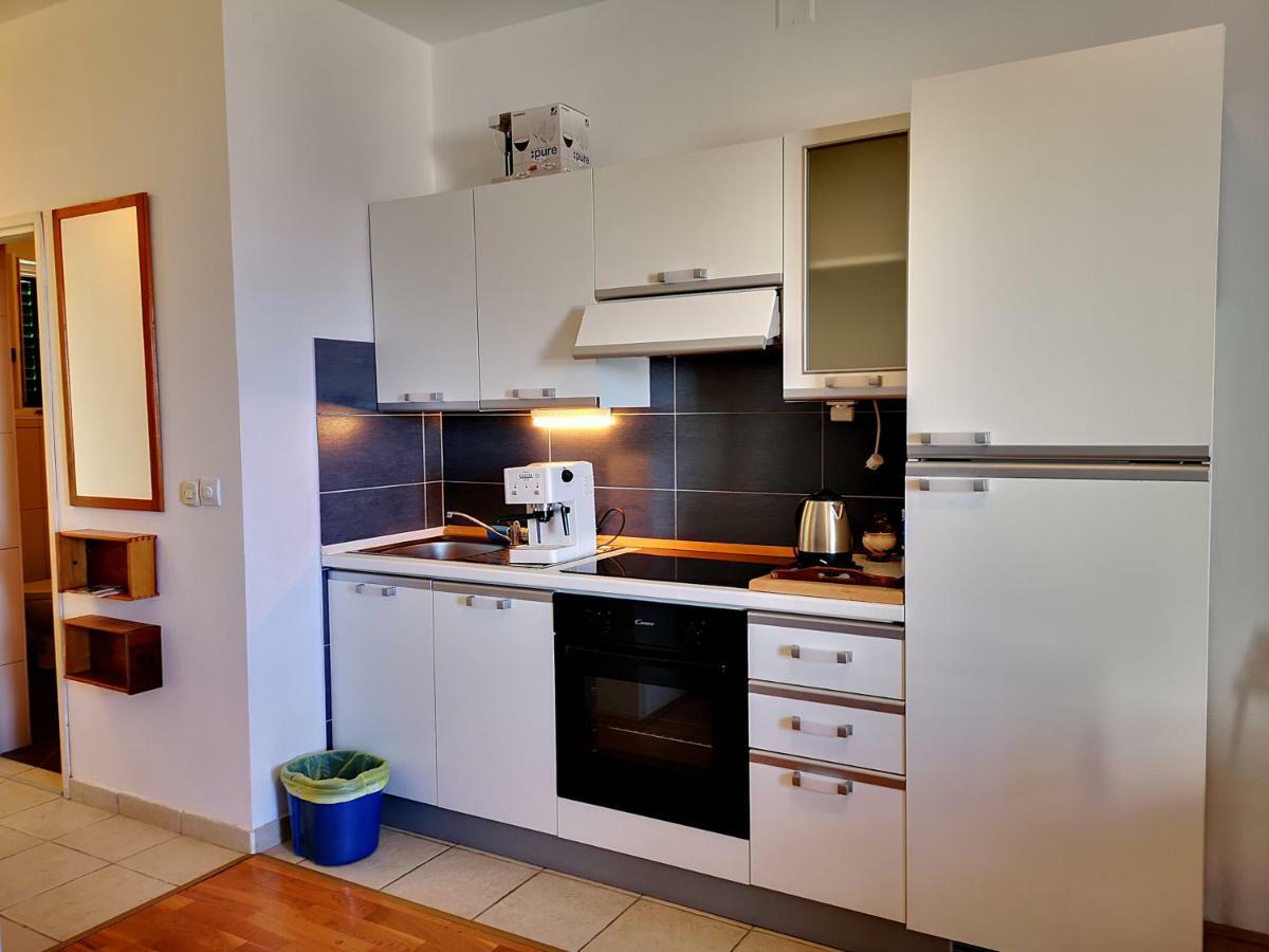 Apartmani Labud Sukošan المظهر الخارجي الصورة