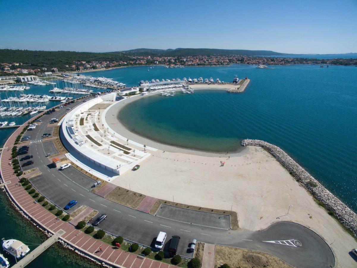 Apartmani Labud Sukošan المظهر الخارجي الصورة