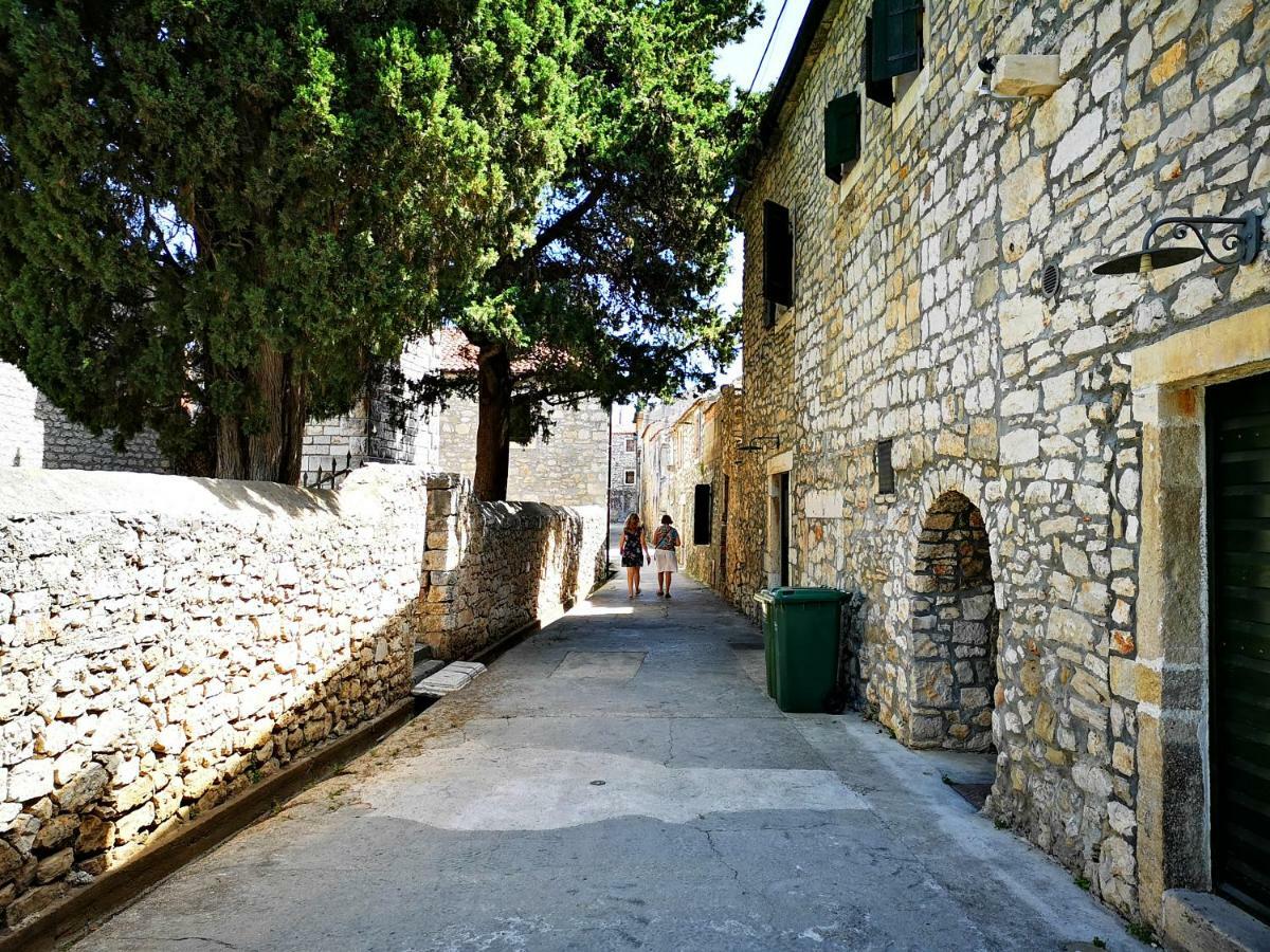 Apartmani Labud Sukošan المظهر الخارجي الصورة